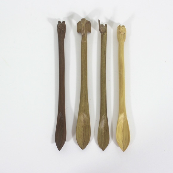 Vintage Set of Carved Safari Animal Wood Condiment or Sugar Spoons, Set of Four - Picture 3 of 10